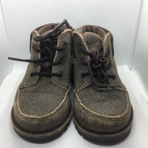 Ugg chukka boots. Excellent condition.